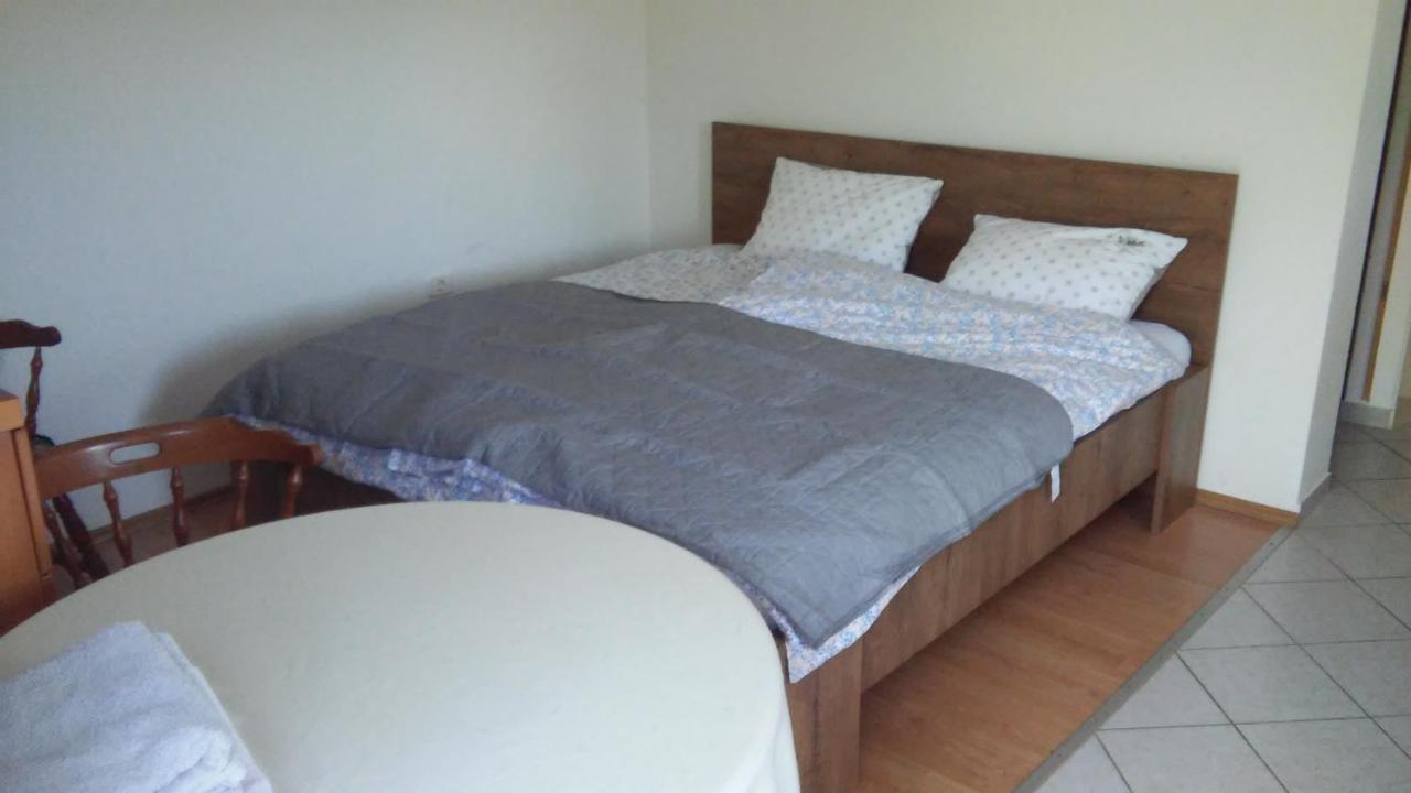 Studio-Apartma Med Oljkami Apartment ปอร์โตรอซ ภายนอก รูปภาพ